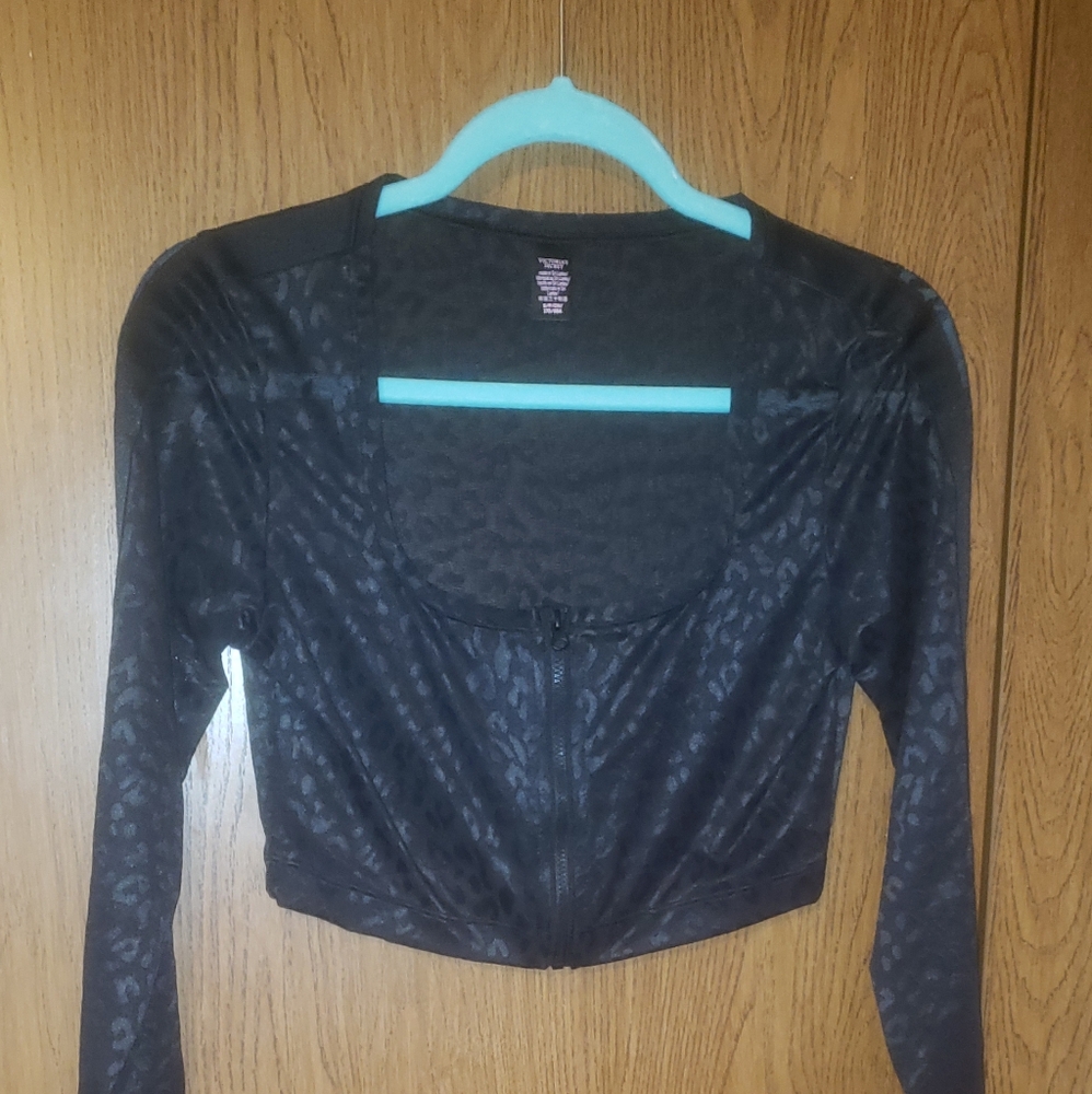 Victoria's Secret Black Leopard Print Crop Top Size: SM Never worn.